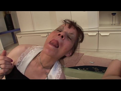 ❤️ Dues àvies i un avi fan un trio ☑ Vídeo de sexe al porno ca.novoporn.ru ❌️❤
